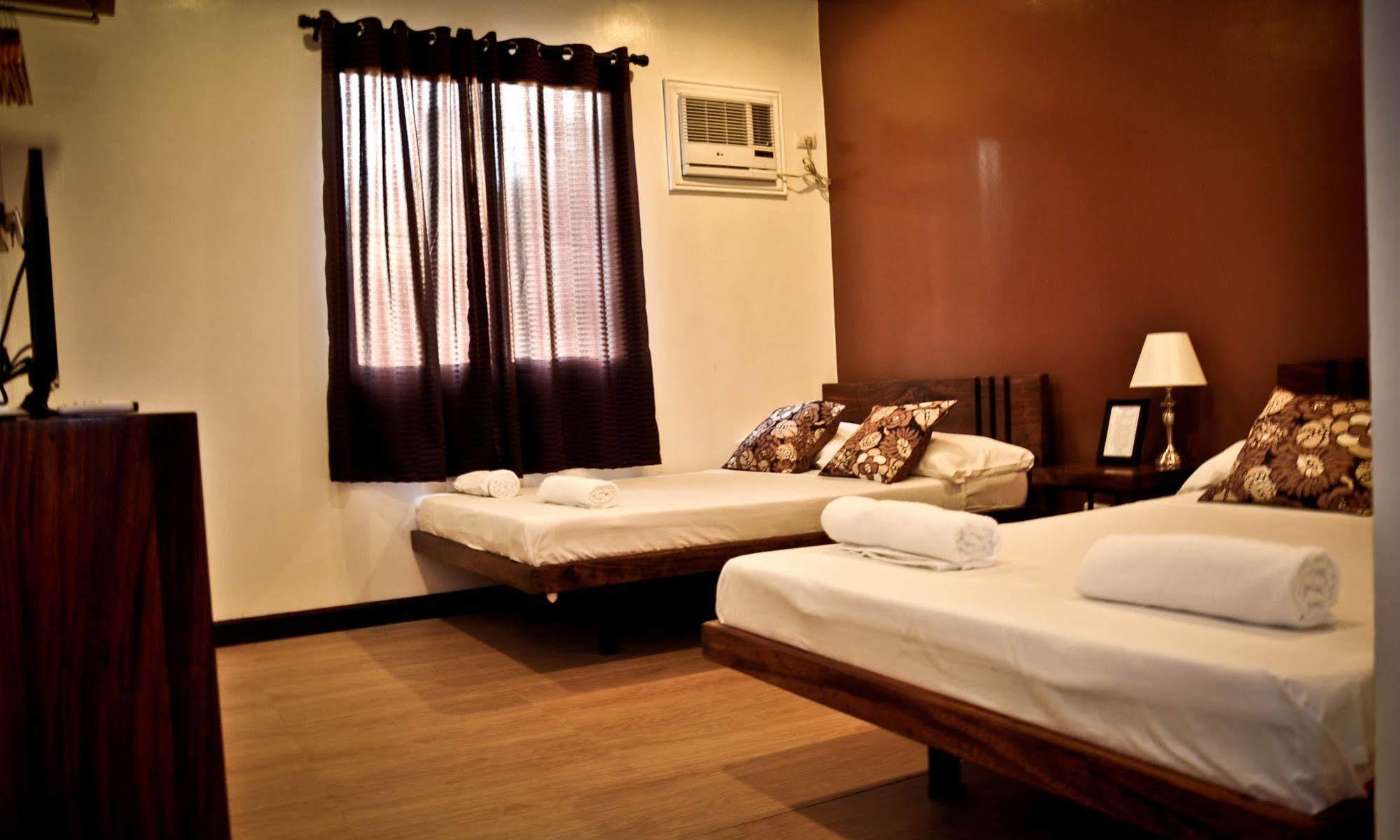 Cleon Villas Pension Puerto Princesa Екстериор снимка